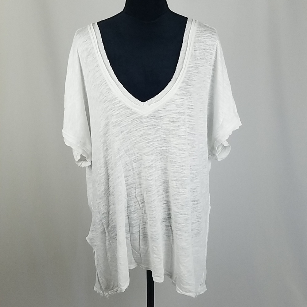 We The Free women L Keep Me Tee v-neck burnout
